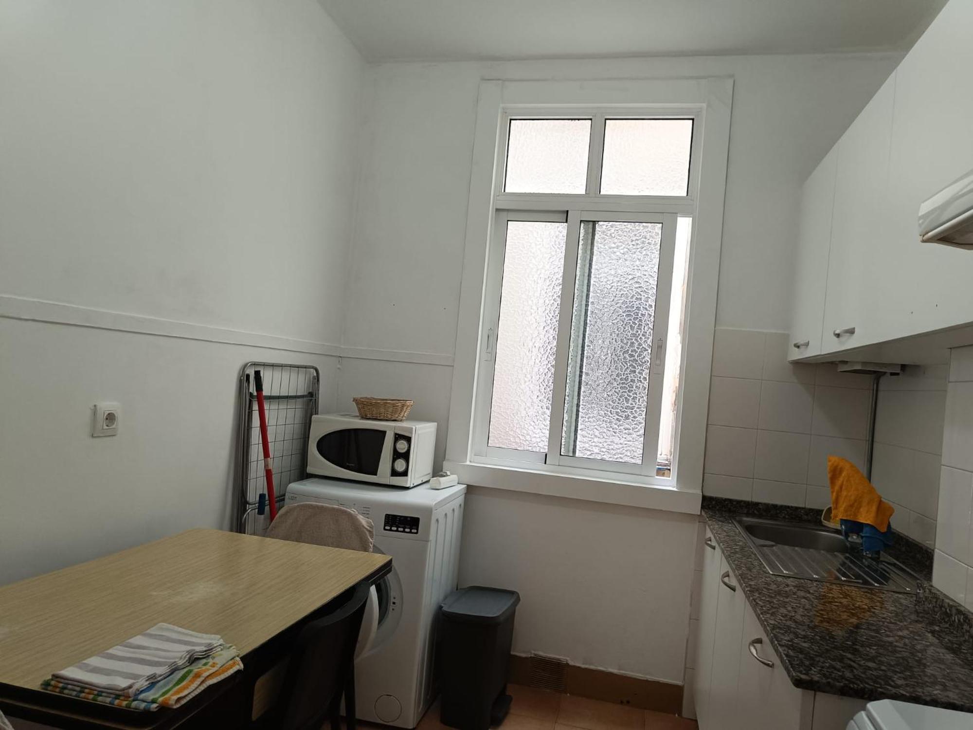 Apartmán Piso Antiguo, Muebles Viejos, Muy Sencillo, Alquilado En Invierno A Estudiantes, Sin Ascensor, Cocina Antigua A Gas, Edificio Muy Antiguo A Coruña Exteriér fotografie